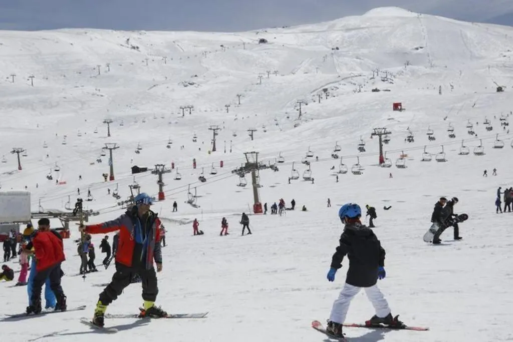 Little Rest Montblanc 6 Pax Personas Wifi Garaje Plaza Pradollano Apartment Monachil 0*,  Spain